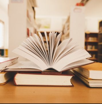 Esensi Buku dan Peran Strategis Penerbitan Kampus