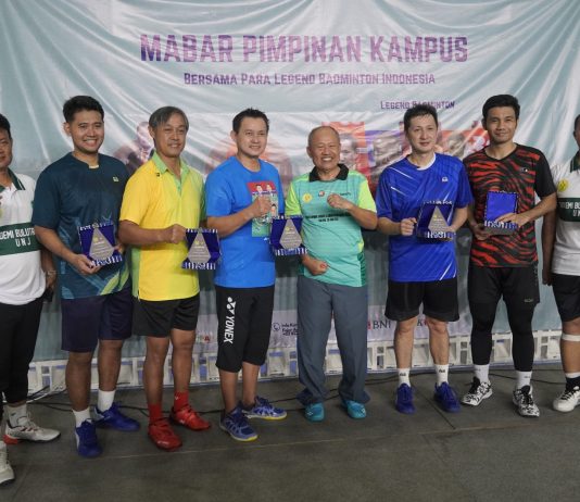 Keren! UNJ Adakan Mabar Pimpinan Kampus Bersama Legenda Badminton Indonesia